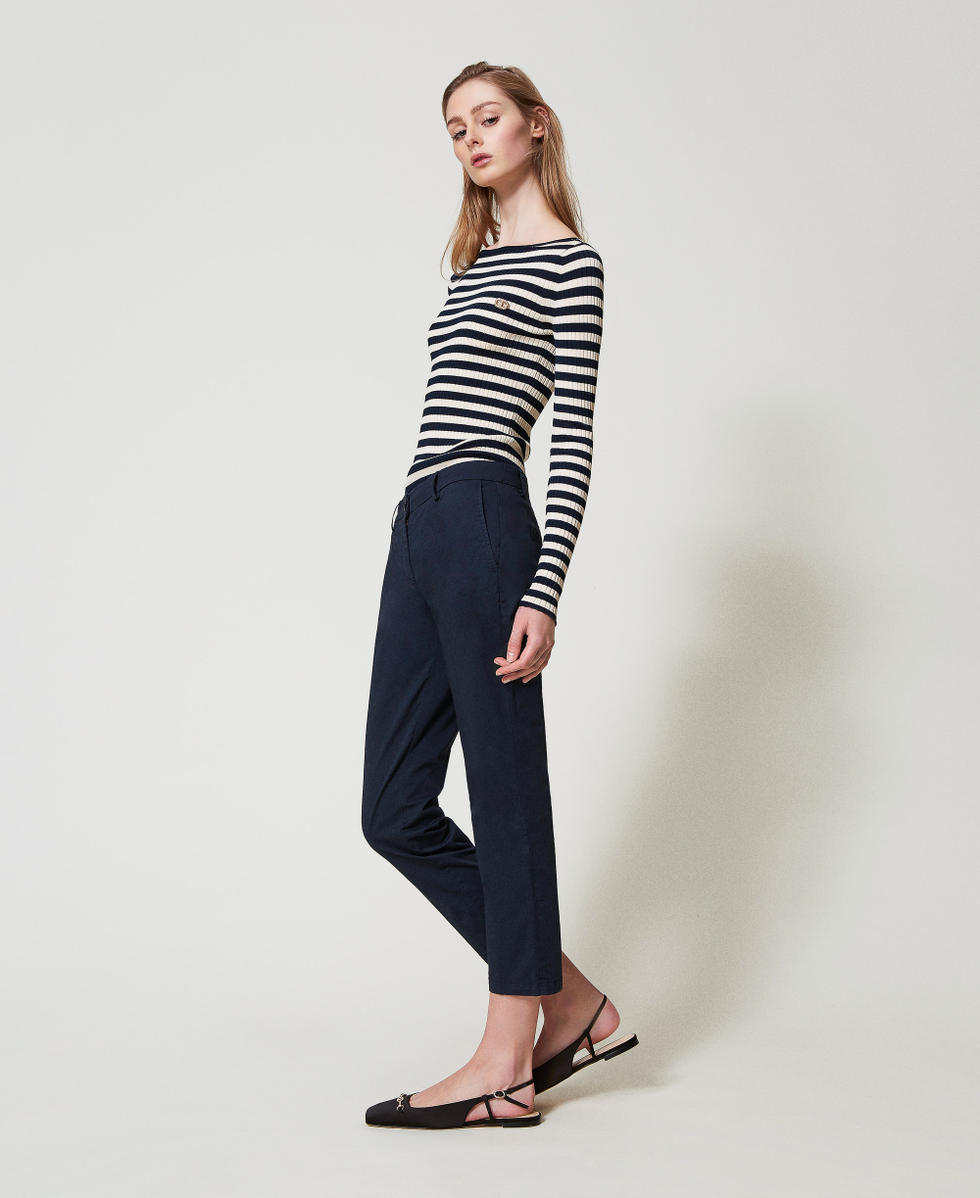 Cropped twill trousers Blue Night Woman 251TP2684_00238_02