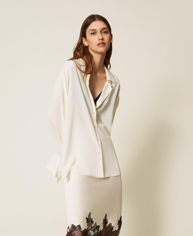 Oversized recycled crêpe de Chine shirt White Snow Woman 252AP2142_00282_01