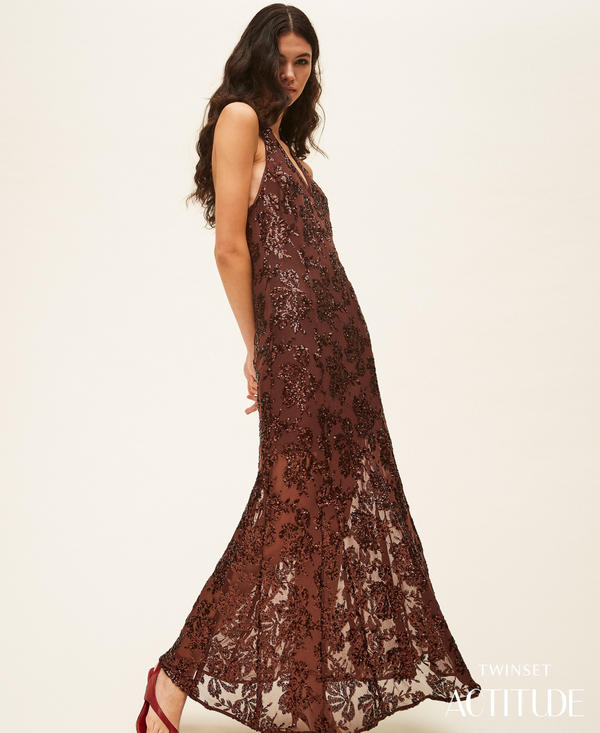 Robe longue en tulle avec sequins
