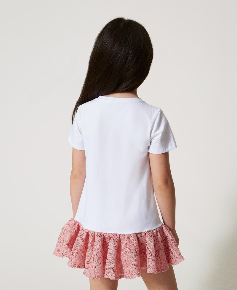 Kurzes Kleid mit Volant aus Makrameespitze Zweifarbig Ice / Sweet Rose M&auml;dchen 251GJ2QR6_12257_03