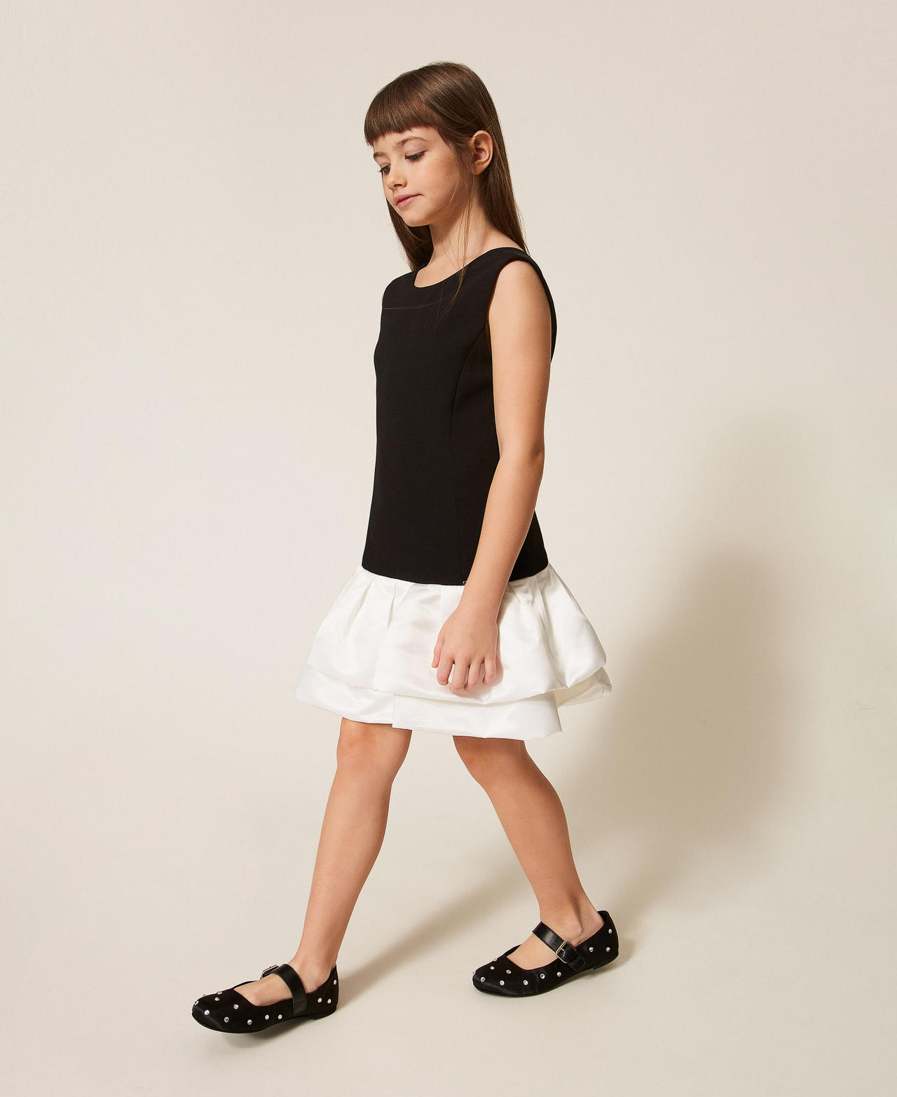 Short cr&ecirc;pe and duchesse dress Bicolour Black / "Snow" White Girl 261GJ2Q54_03710_03