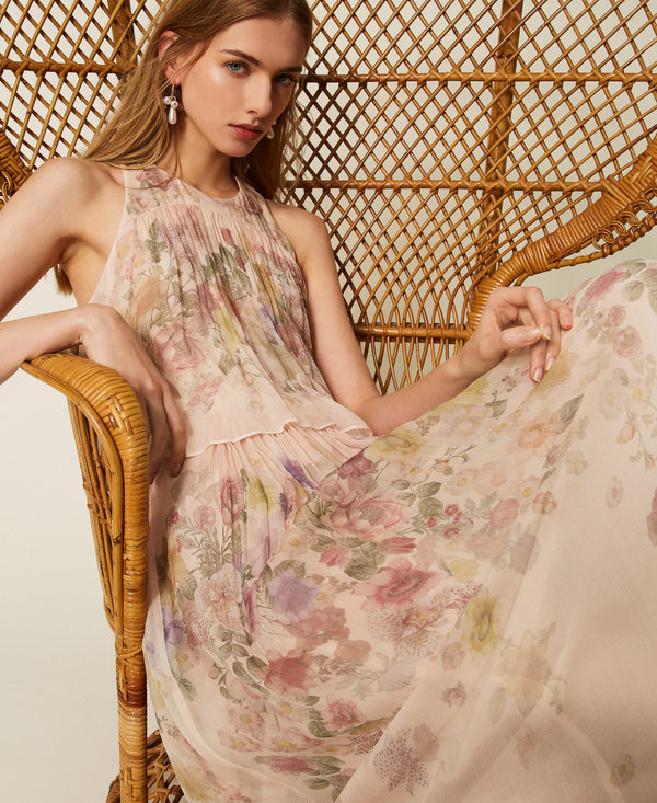 Long cr&eacute;pon floral dress