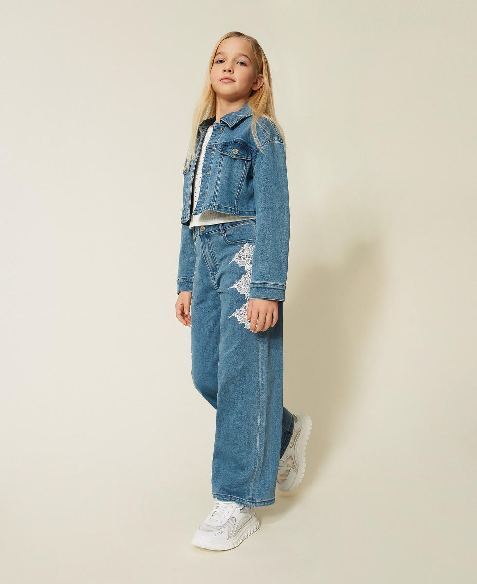Wide-leg jeans with lace Medium Blue Denim Girl 261GJ2082_03451_02