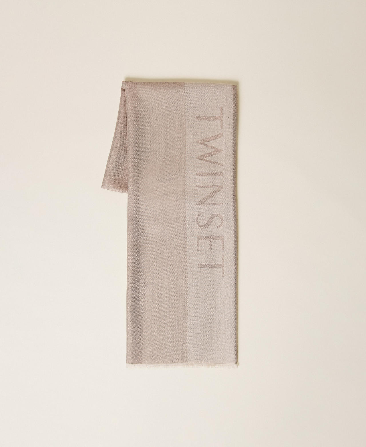 Jacquard stole with logo