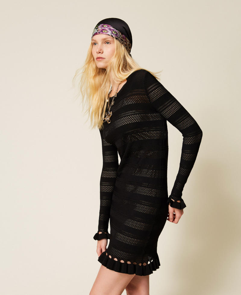 Kurzes Strickkleid mit Volant Schwarz Frau 261TP3081_00006_02