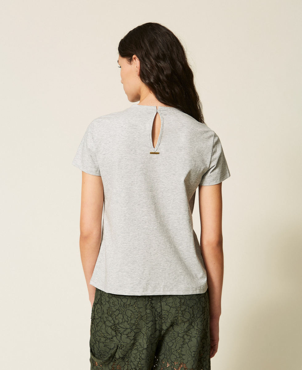T-shirt fitted con ricamo di cabochon Grigio Chiaro Melange Donna 261LL2BEE_12837_03