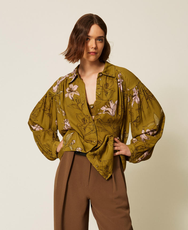 Camicia in cr&ecirc;pe de Chine a fiori Stampa Giglio Shiny Oil / Powder Rose Donna 262LI2CMM_13929_01