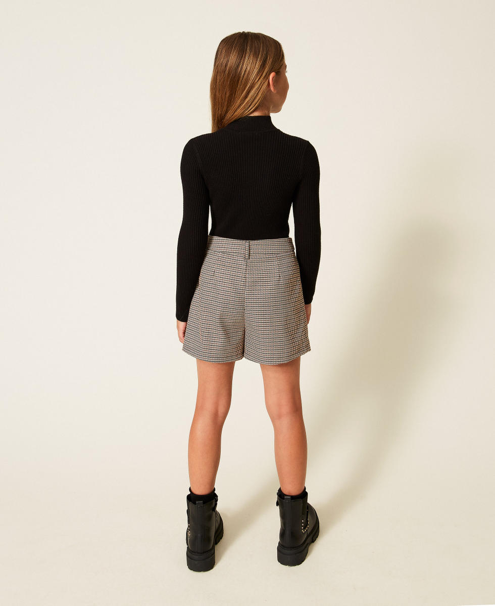 Pull col montant c&ocirc;tel&eacute; avec Oval T Noir Fille 252GJ3042_00006_03