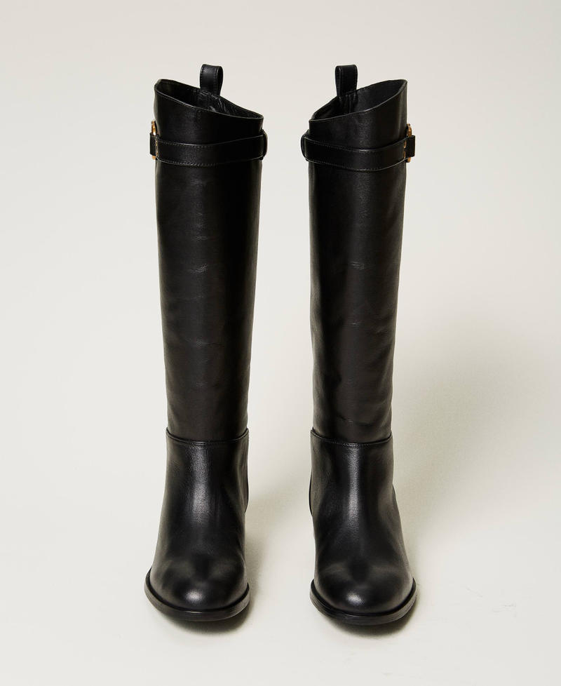 High leather boots with Oval T