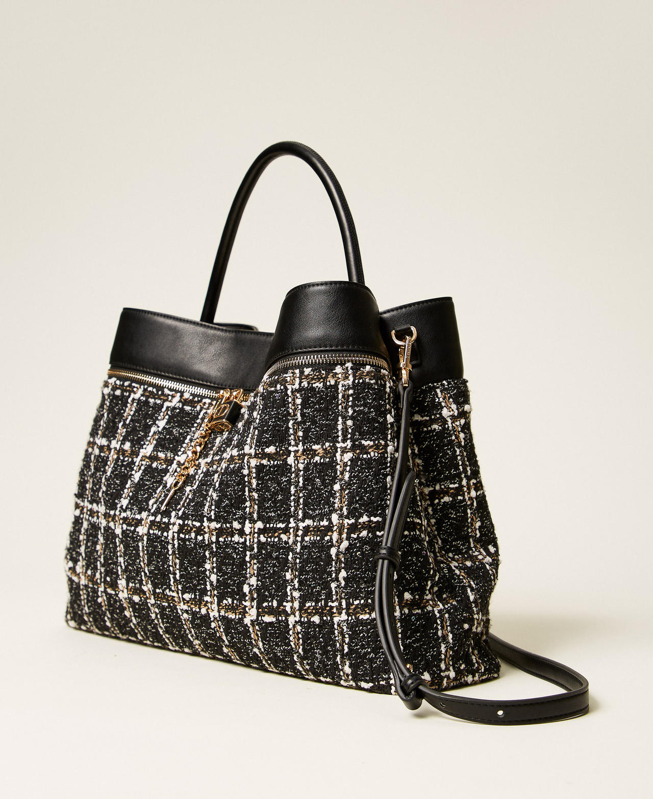 Cabas en tweed avec cadenas Oval T Jacquard Neige / Noir Femme 252TD8270_04253_02