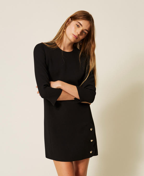 Short cr&ecirc;pe dress with heart-shaped buttons