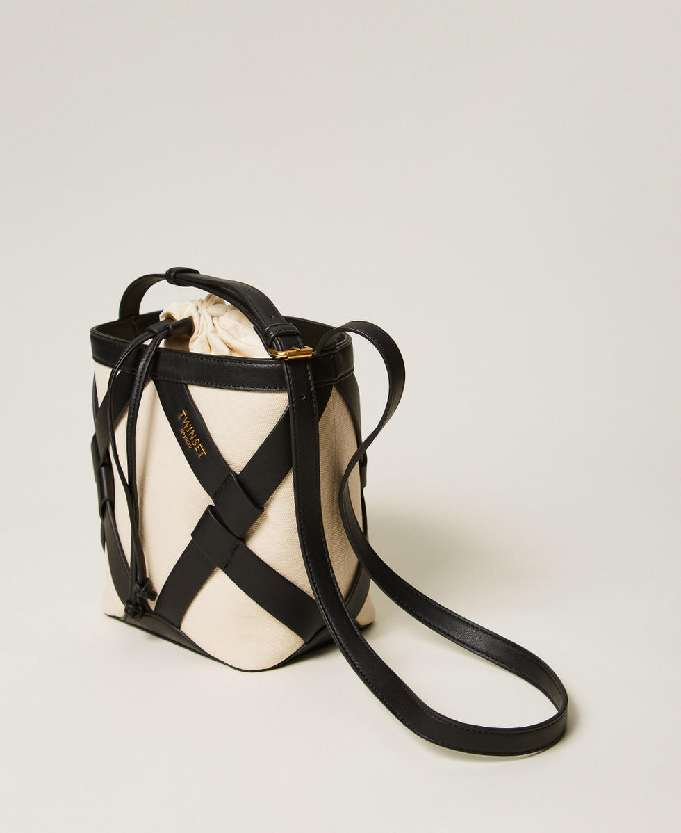 Beuteltasche aus Canvas Zweifarbig Perlmuttwei&szlig; / Schwarz Frau 261TB7270_02711_02