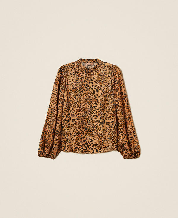Jacquard shirt with animal print