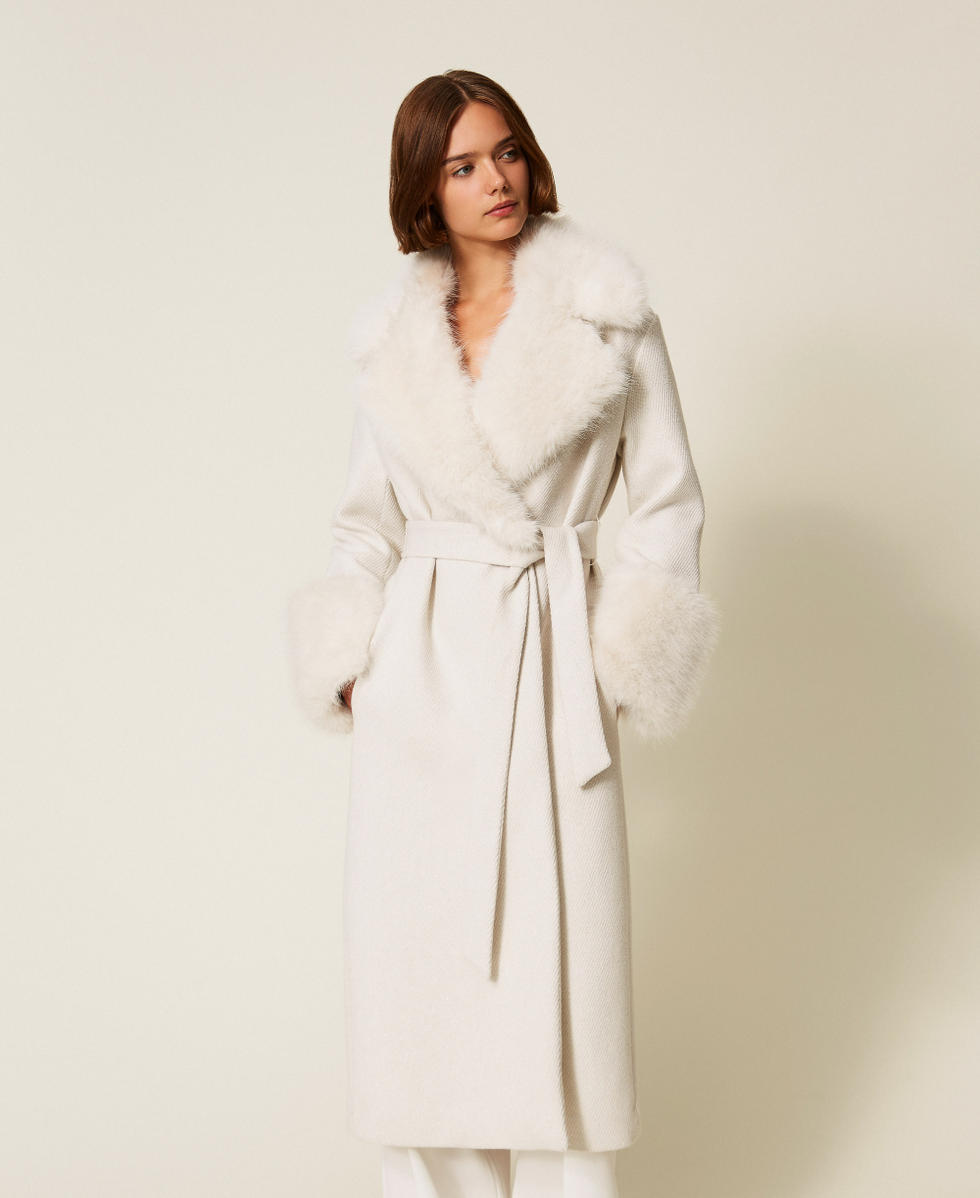 Manteau long en drap avec fausse fourrure Sel Poivre Neige/Argent Femme 252TT2040_12968_02