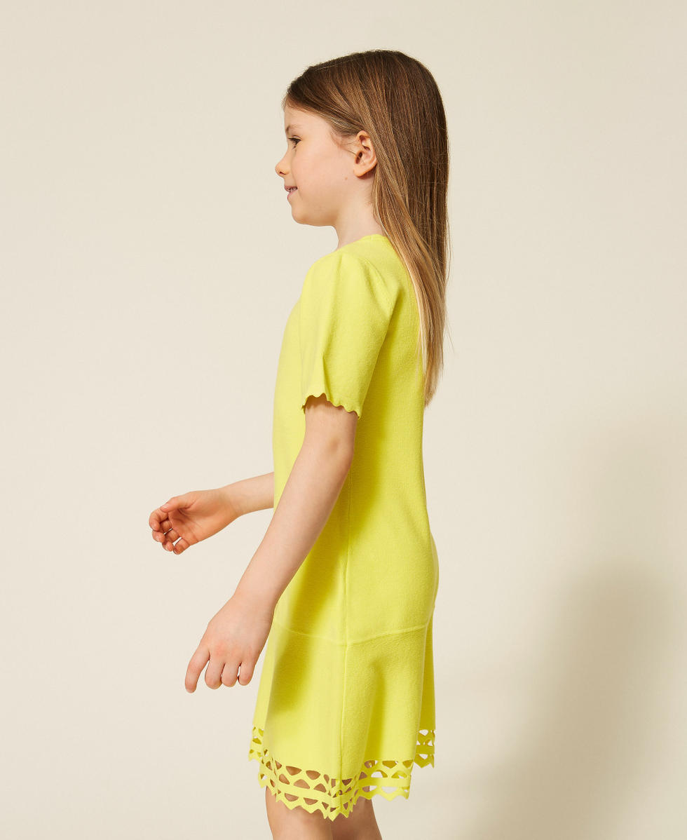 Robe courte pour fille en maille avec festons Jaune &laquo;&thinsp;Limelight&thinsp;&raquo; Fille 261GB3070_06210_02