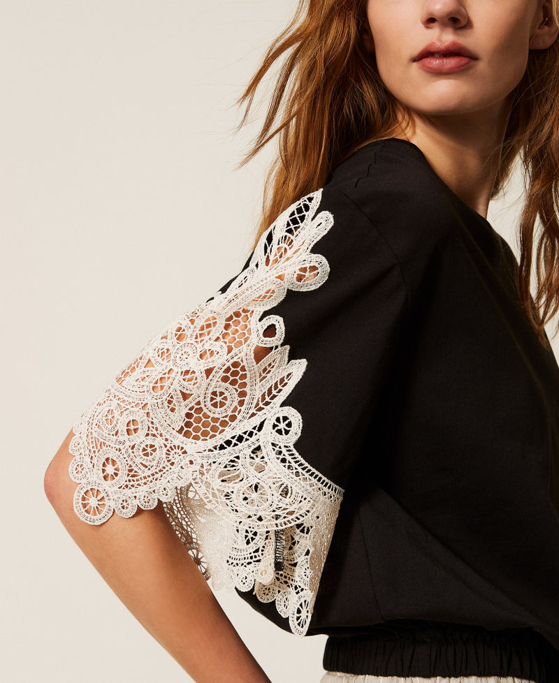 Bluse mit &Auml;rmeln aus Makramee Schwarz / Vanillewei&szlig; Frau 261LM2DEE_04241_04