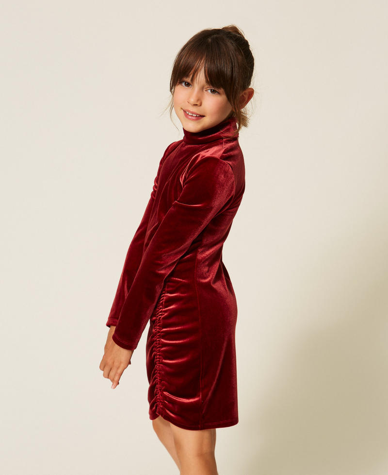 Robe courte en chenille avec fronce