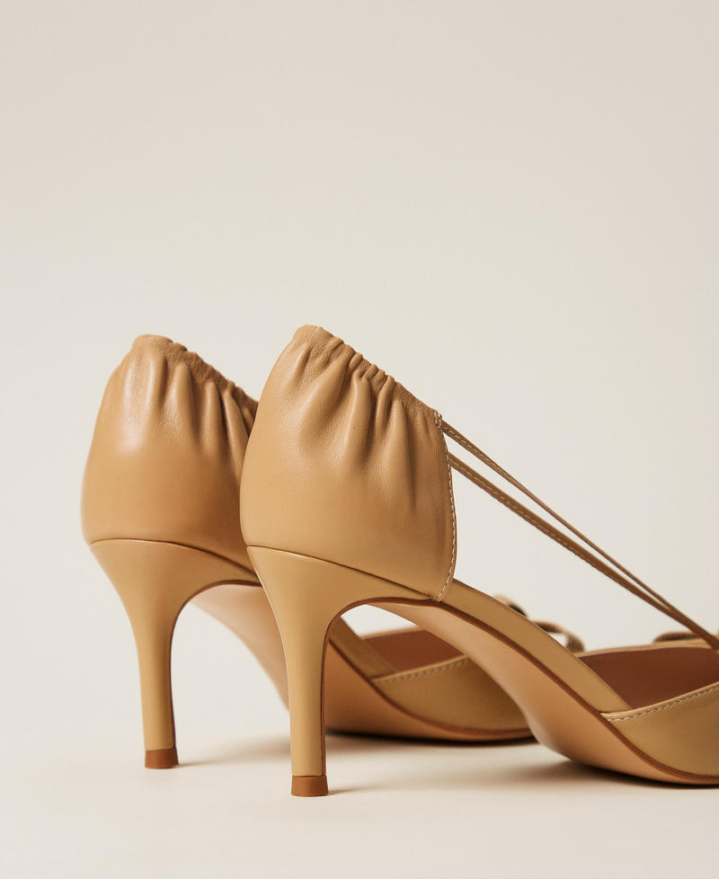 Pumps aus Leder mit Schleife &bdquo;Delicate Sand&ldquo;-Beige Frau 261TCP052_13161_03