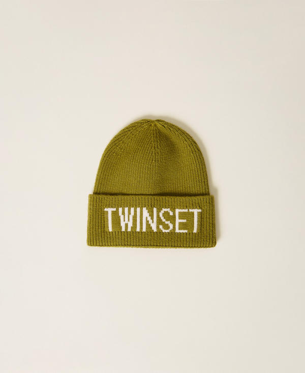 Knit beanie with logo
