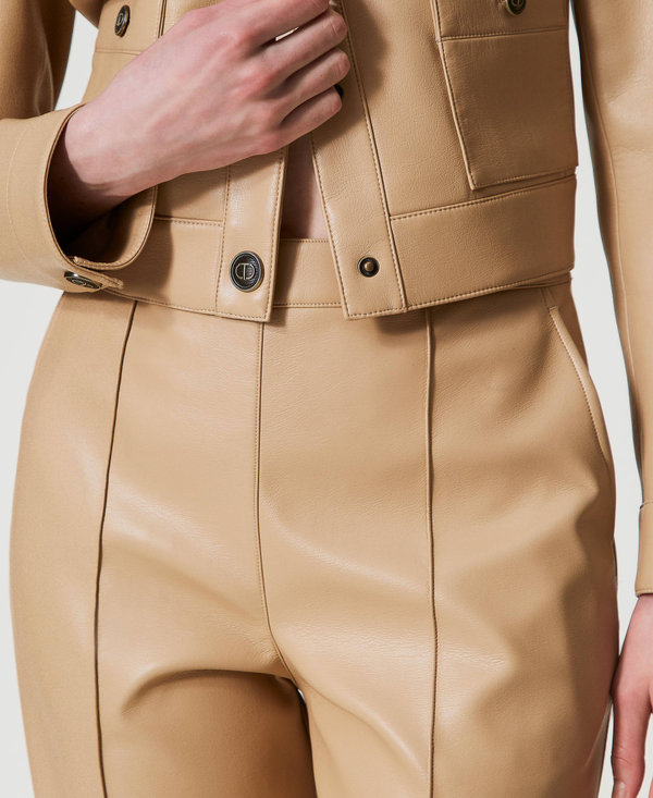 Gerade Hosen aus Nappalederimitat