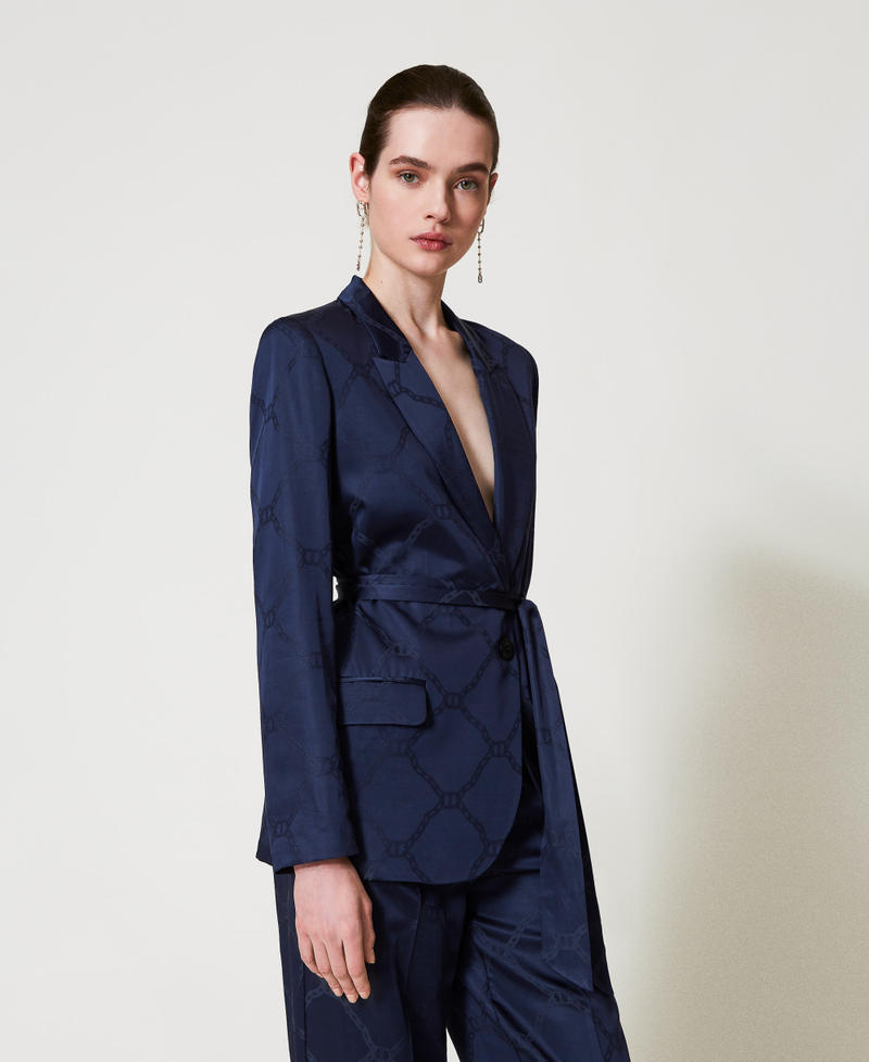 Blazer aus „Oval T“-Jacquard Indigo Frau 251TP2010_00384_06