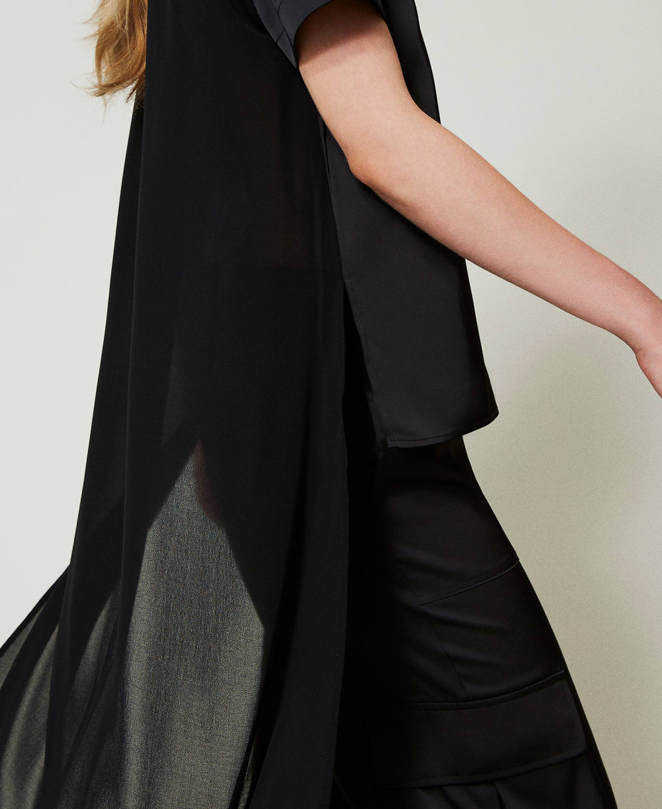 Blusa asimmetrica in raso e georgette Nero Donna 242AT2091_00006_04