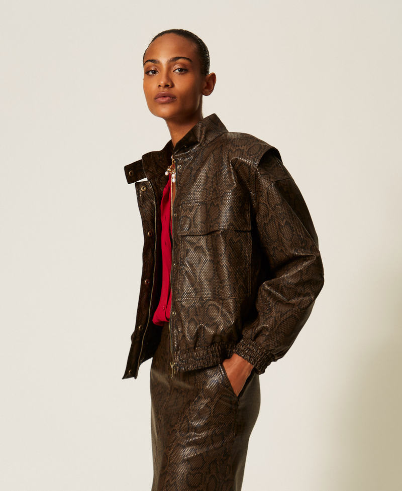 Bomberjacke in Lederoptik mit Pythonpr&auml;gung Pythonprint Brown / Black Frau 262TT2280_14058_02