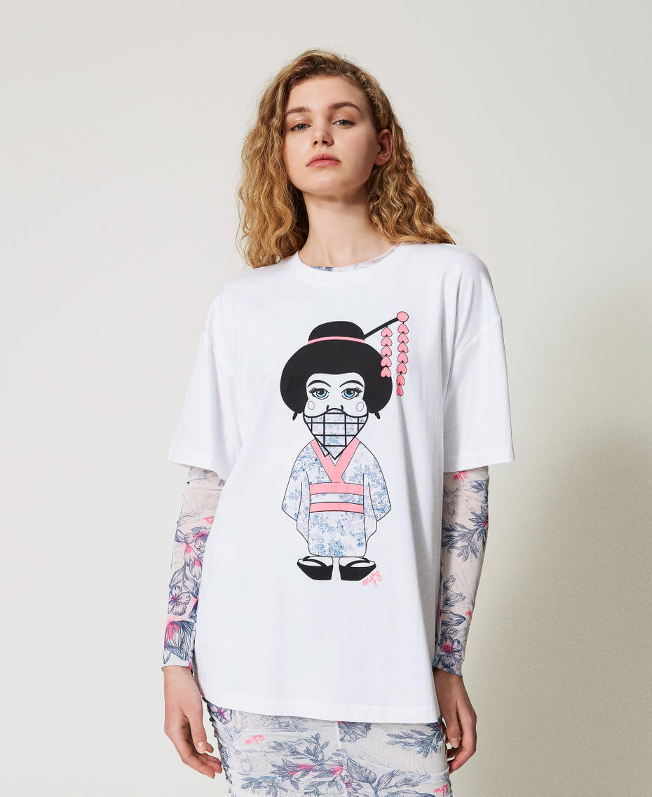MYFO T-Shirt im Oversize-Fit Papers / Bandit Geisha-Print Frau 251AQ2052_12444_01