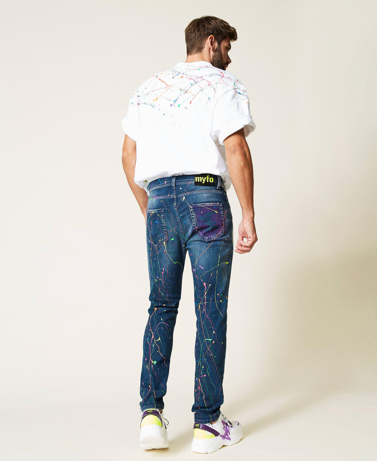 Мужские джинсы-скинни MYFO, расписанные вручную Синий "Средний Деним" Унисекс 999AQ2041-03