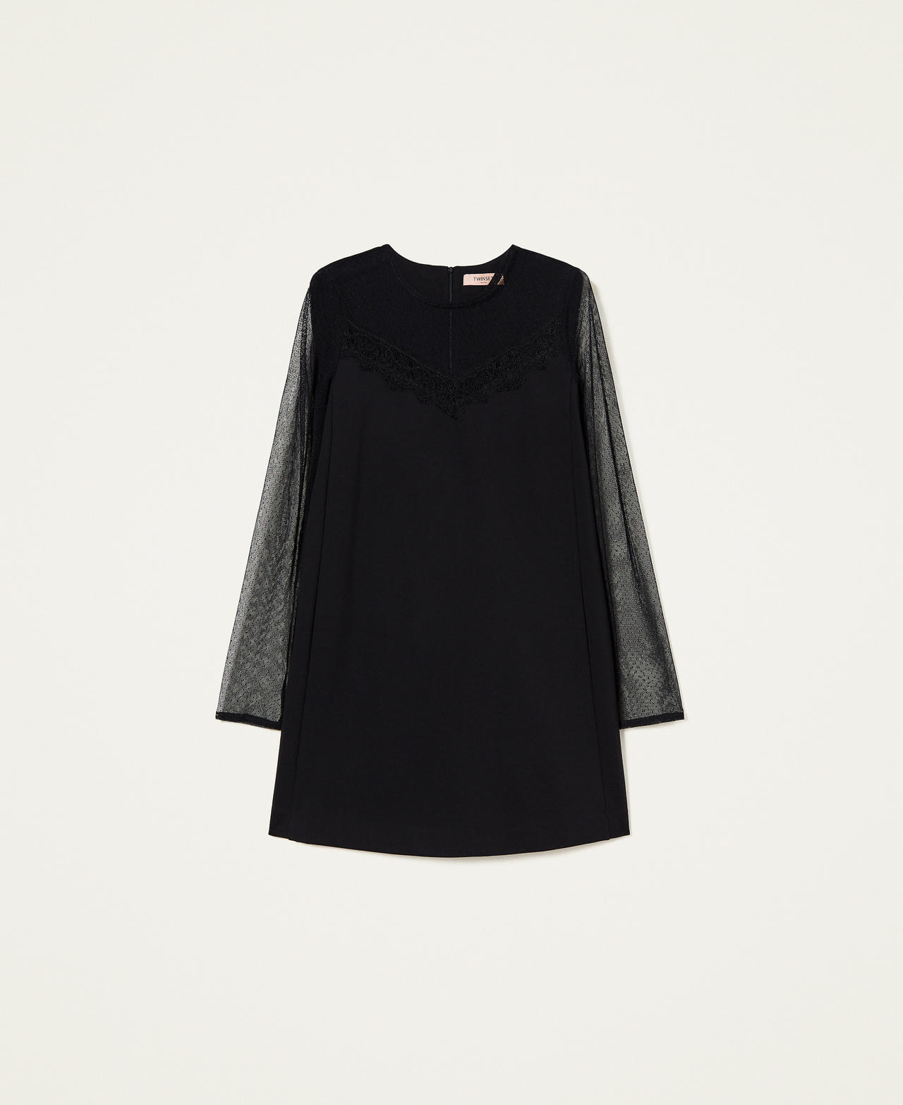 Short dress with plumetis tulle and lace