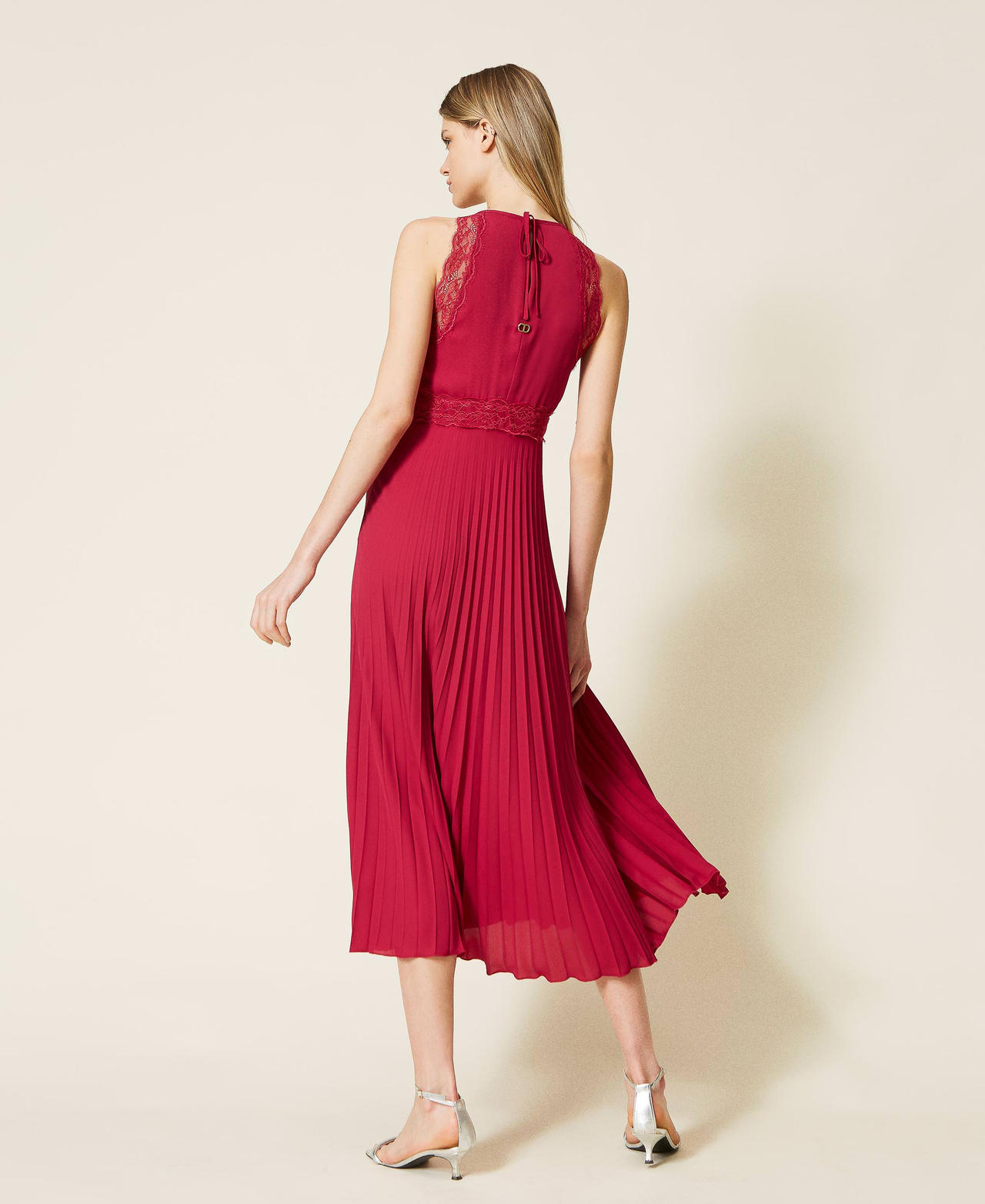 Long pleated dress with lace "Cerise" Fuchsia Woman 999TN2120_00717_03