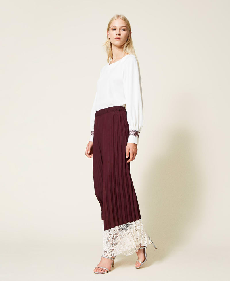Pleated palazzo trousers with lace Two tone Grape/Ecru Woman 999TN2121_10688_03