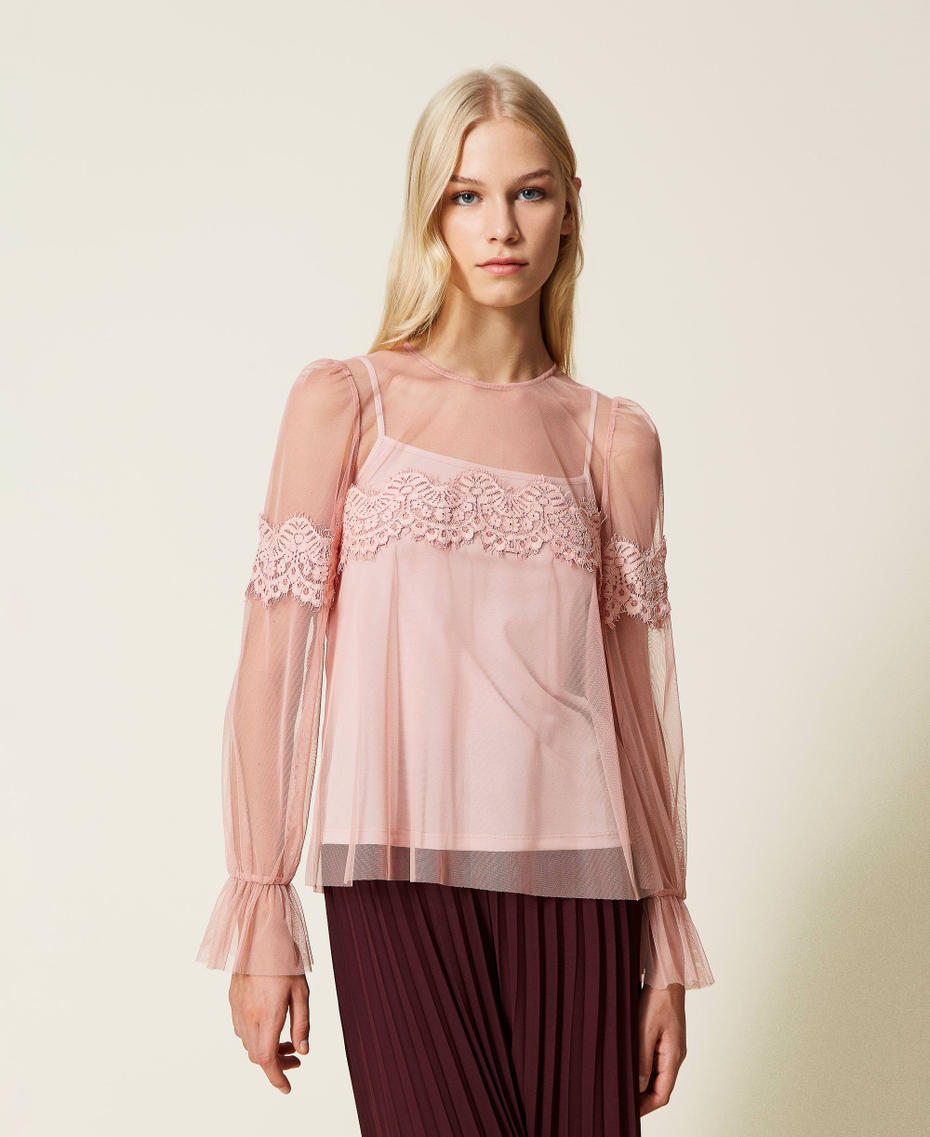 Tulle blouse with lace