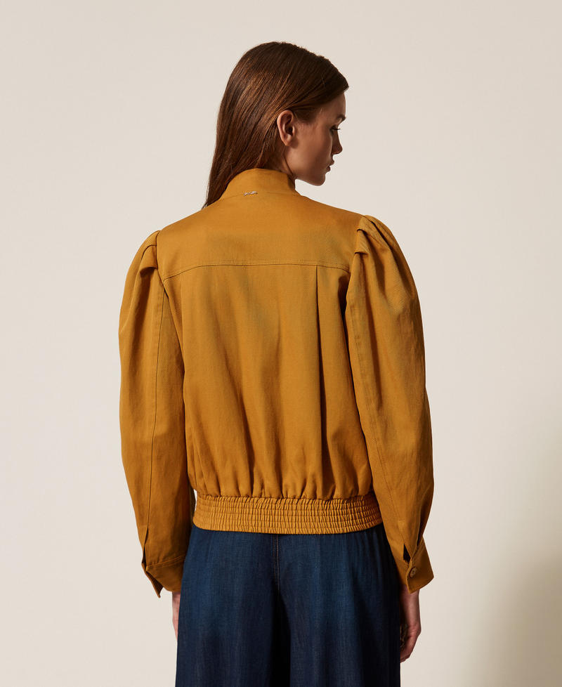 Gabardine jacket with gathering Woody Brown Woman 261TP2200_12891_04