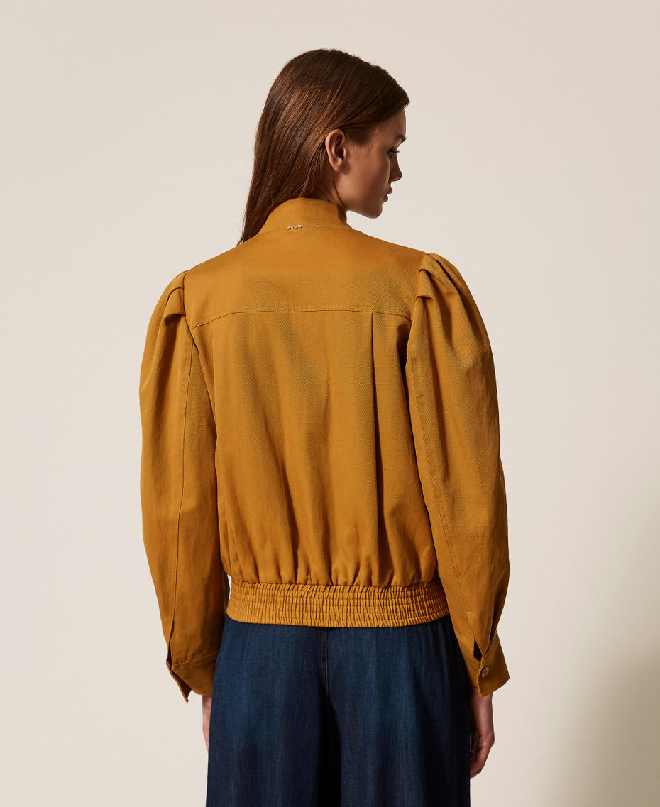 Gabardine jacket with gathering Woody Brown Woman 261TP2200_12891_04