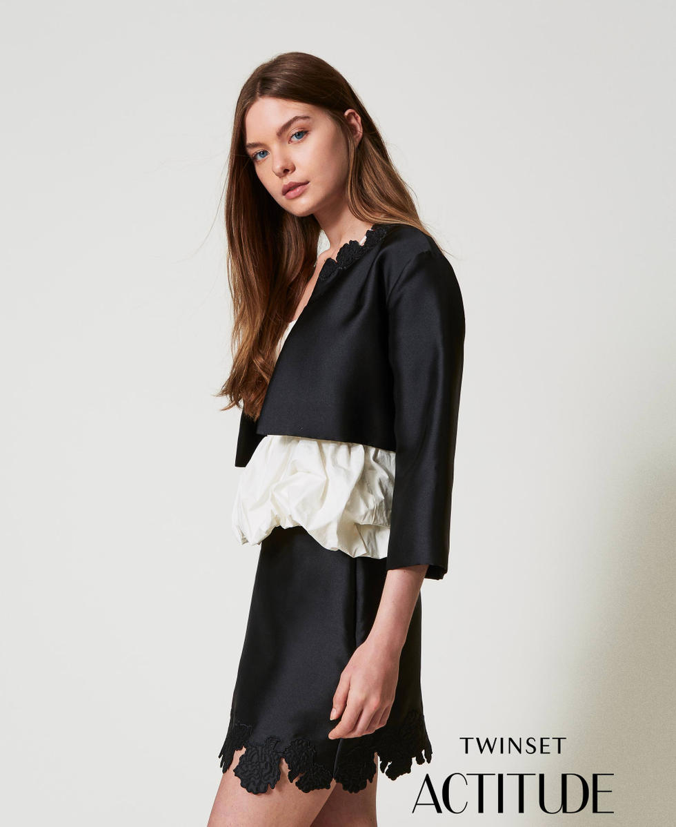 Twill miniskirt with broderie anglaise