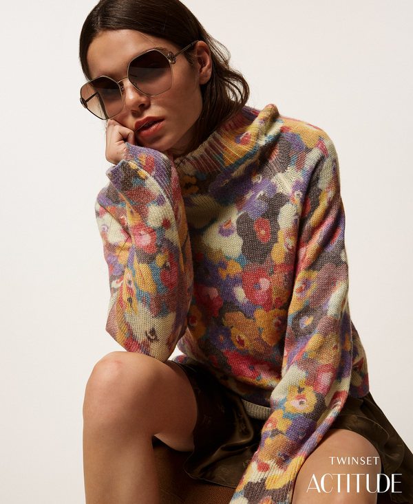 Pull col montant avec imprimé floral