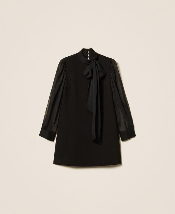 Short dress with sash neck