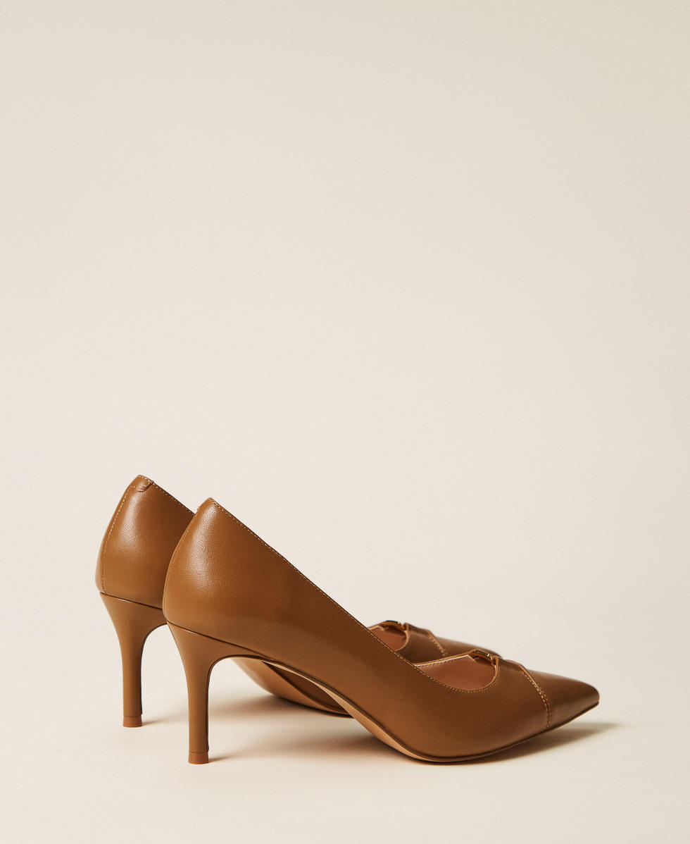 Pumps aus Leder mit Logo Tobacco Brown Frau 262TCP016_11272_03