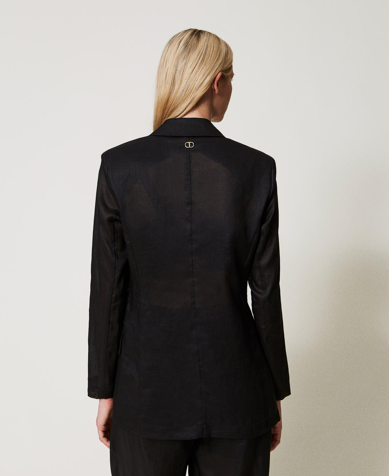 Blazer aus Ramie Schwarz Frau 251TF2030_00006_03