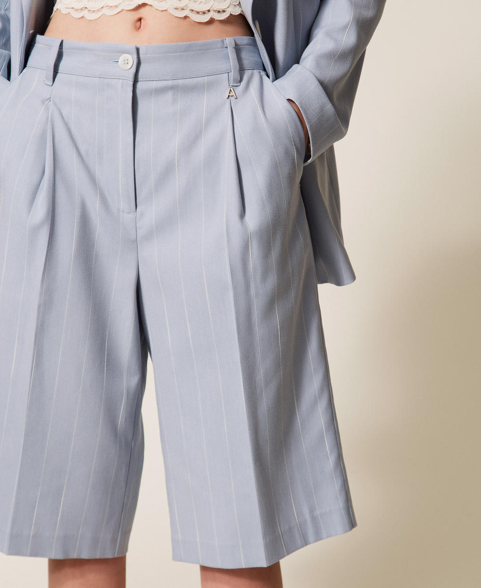 Pinstripe Bermuda shorts with pockets Skyline Pinstripe Woman 261AP2173_13284_04
