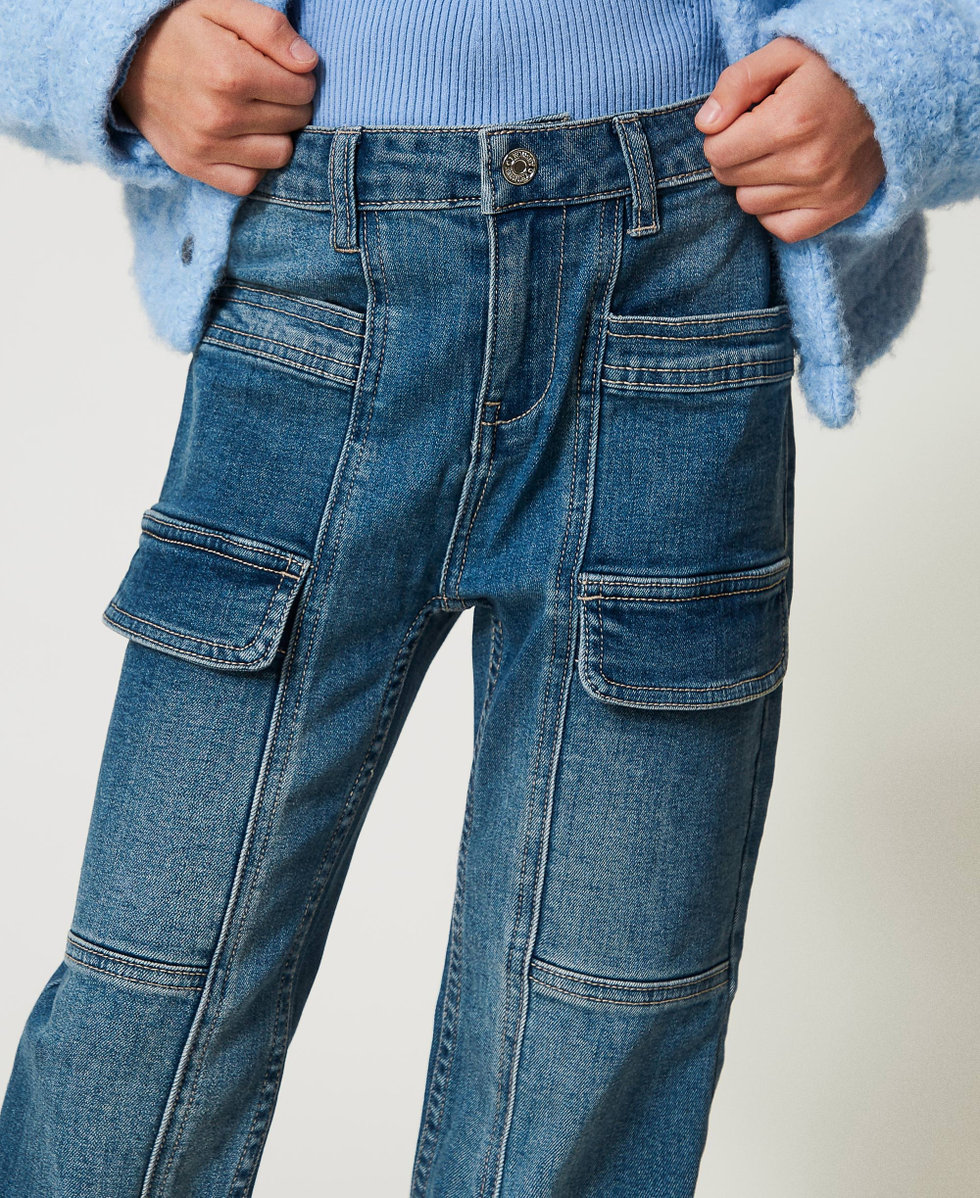 Cargo jeans with pockets Denim Mid Blue Girl 242GJ2291_07282_04