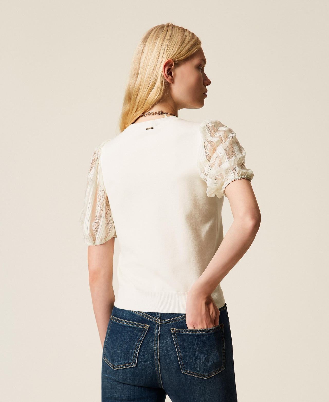 Short sleeve jumper with lace Mother Of Pearl Woman 261TP3431_00059_03