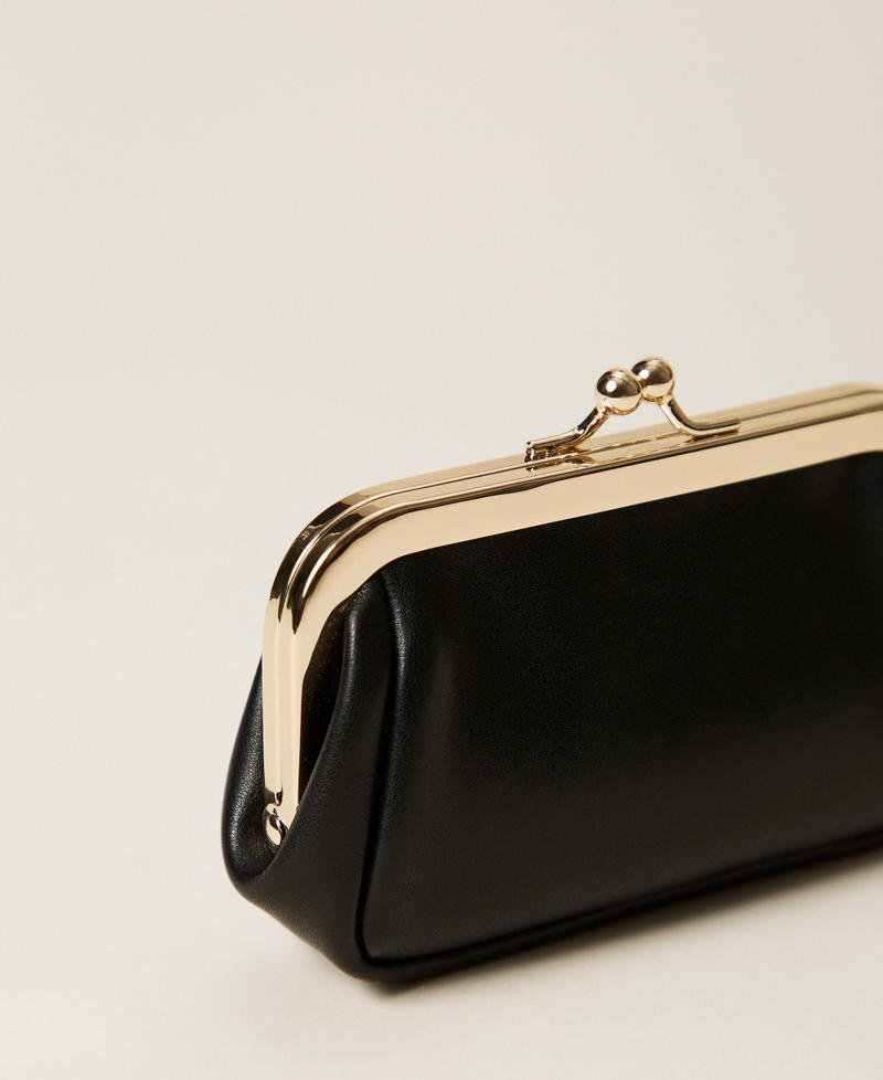 Coin holder with chain and charm Black Woman 252TL8043_00006_02