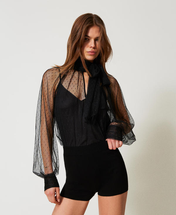 Blusa in tulle con collo a fusciacca