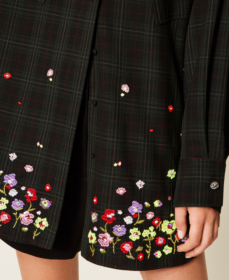 Tartan shirt with embroidery Daily Tartan Green Woman 252AT2134_12451_04