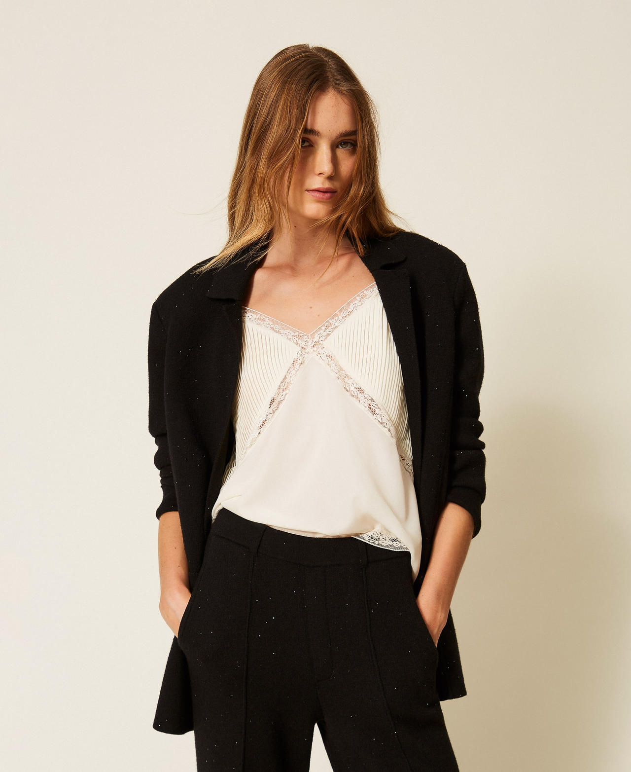Giacca in maglia con paillettes Nero Donna 262LI3PAA_00006_02