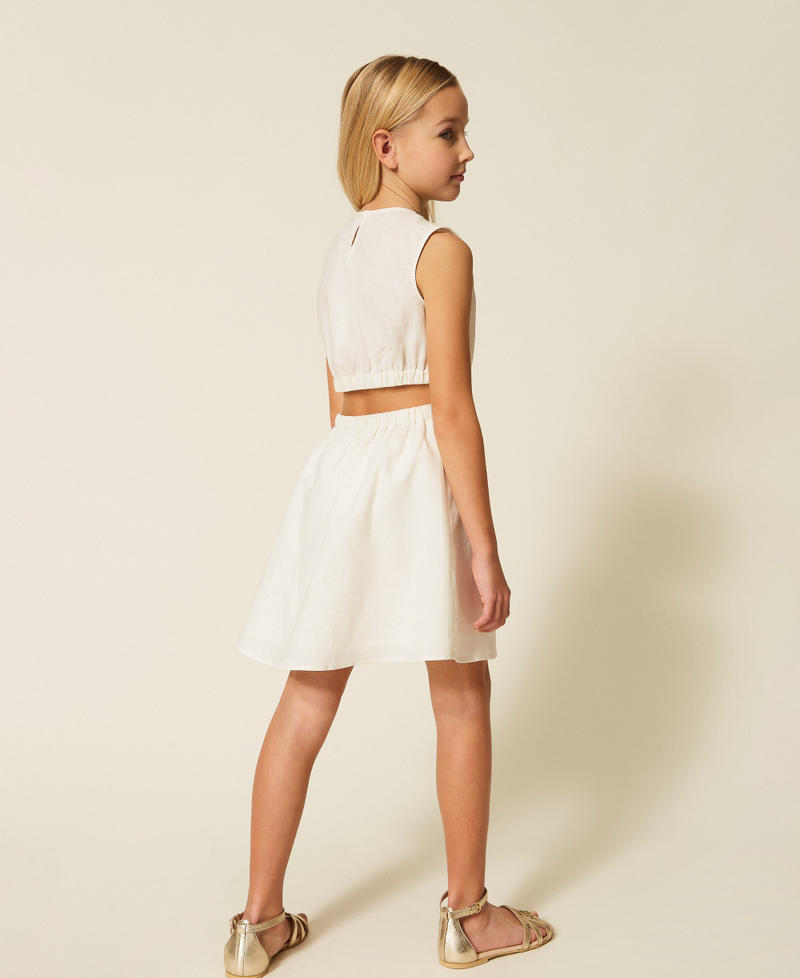 Kurzes Leinenkleid mit Cut-out Mattwei&szlig; M&auml;dchen 261GJ2032_00526_03