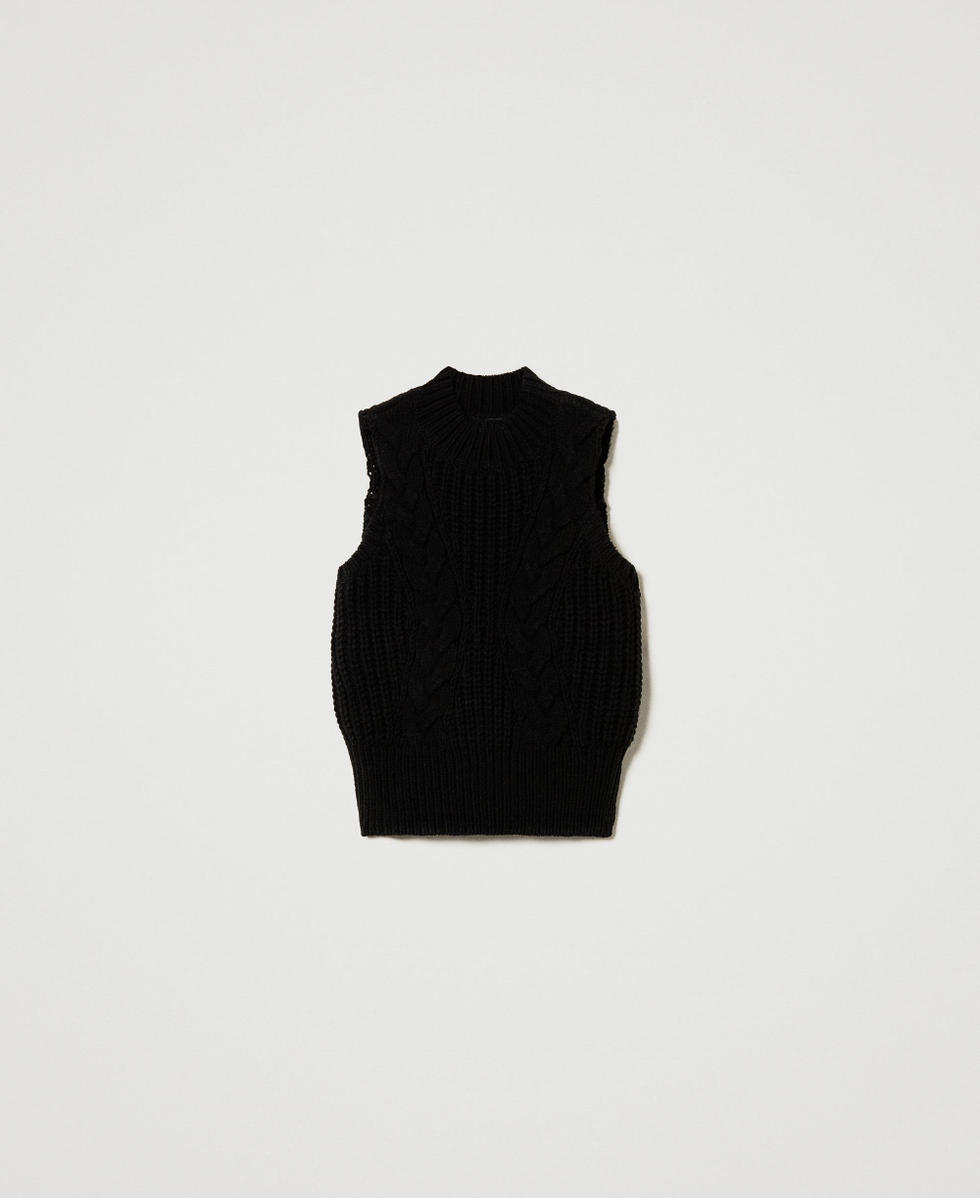 Stricktop mit Rippen und Z&ouml;pfen