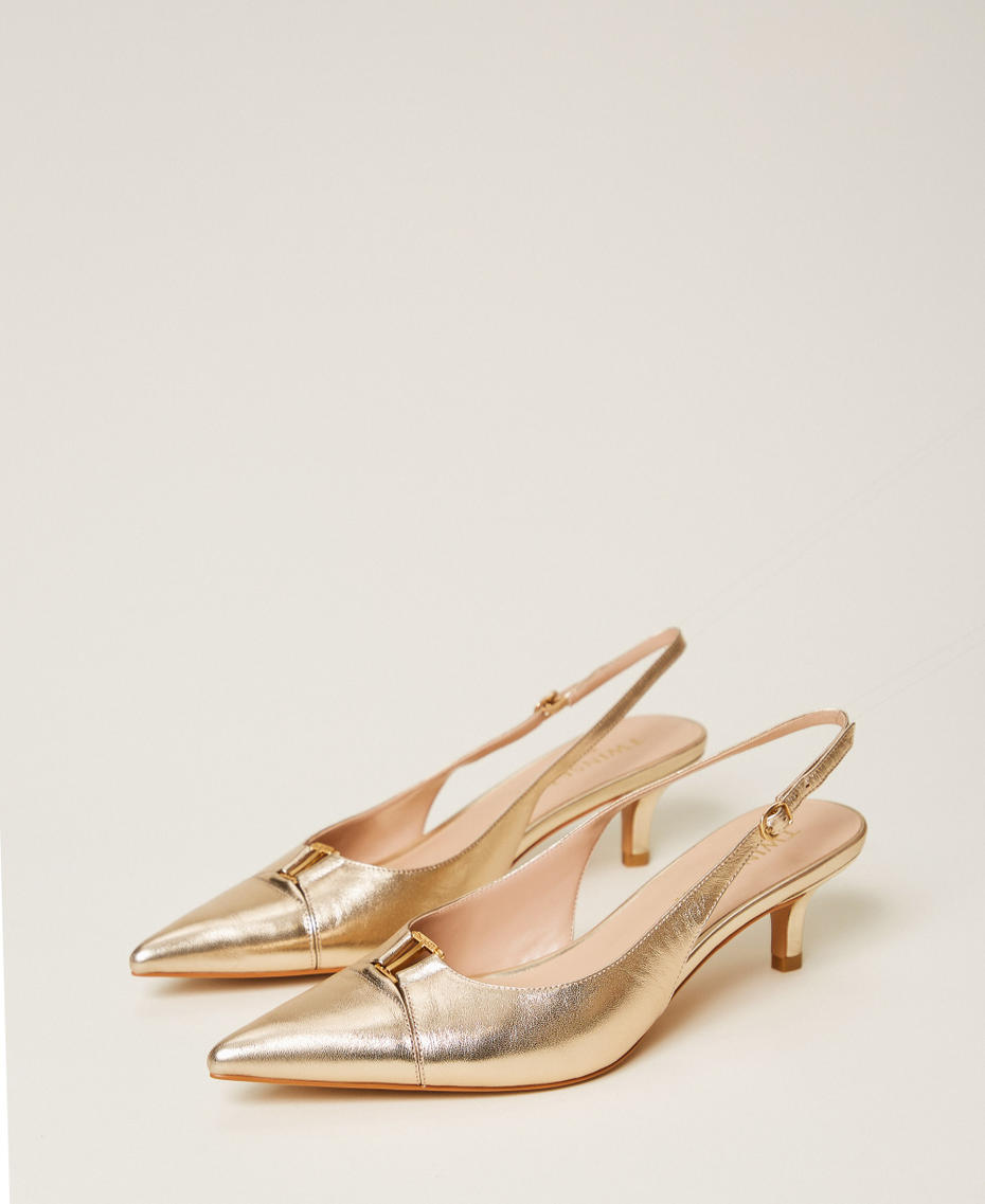 Slingback-Pumps aus Leder Platin Frau 261TCP034_10363_02